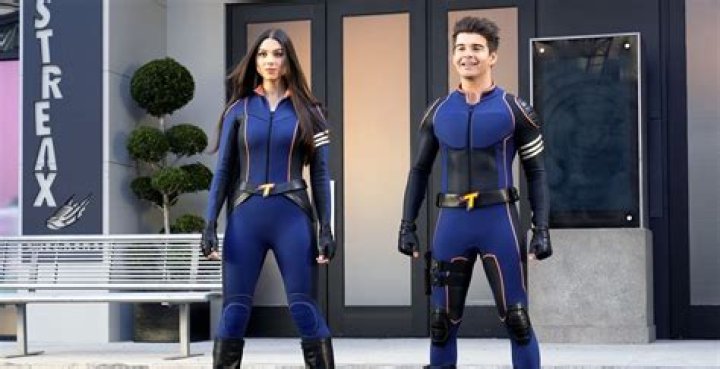 Who is Kira's sibling?